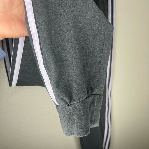 Adidas women’s adjustable drawstrings joggers lavender stripe Sz S comfort - Picture 6 of 7